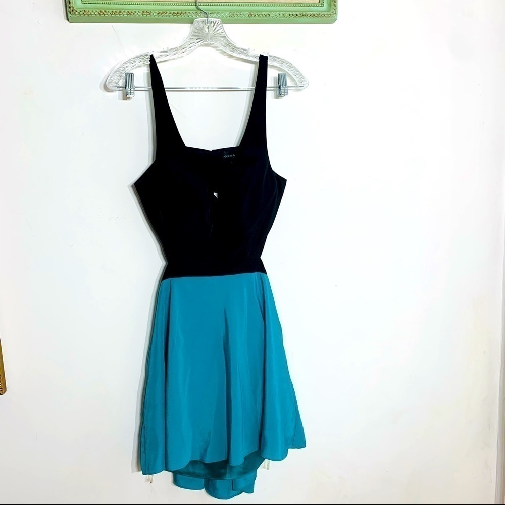 Guess Marciano color block open back a line mini dress 8